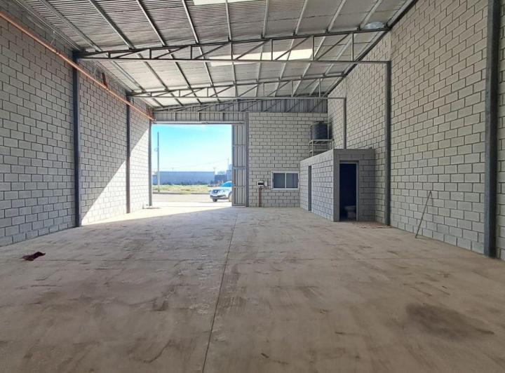 Bodega-Galpón · 300m²
