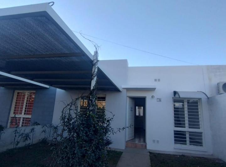 Casa · 150m² · 2 Dormitorios · 1 Cochera