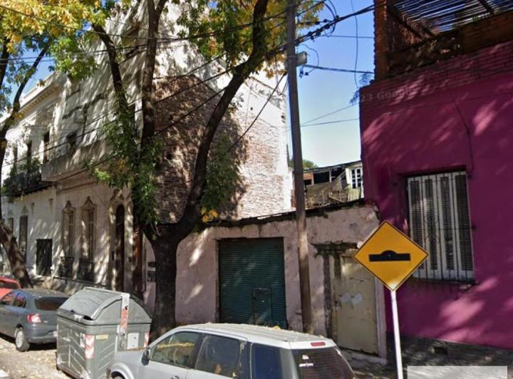 Terreno · 298m²