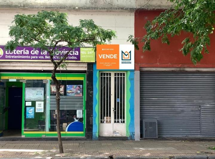Terreno · 227m² · 5 Ambientes