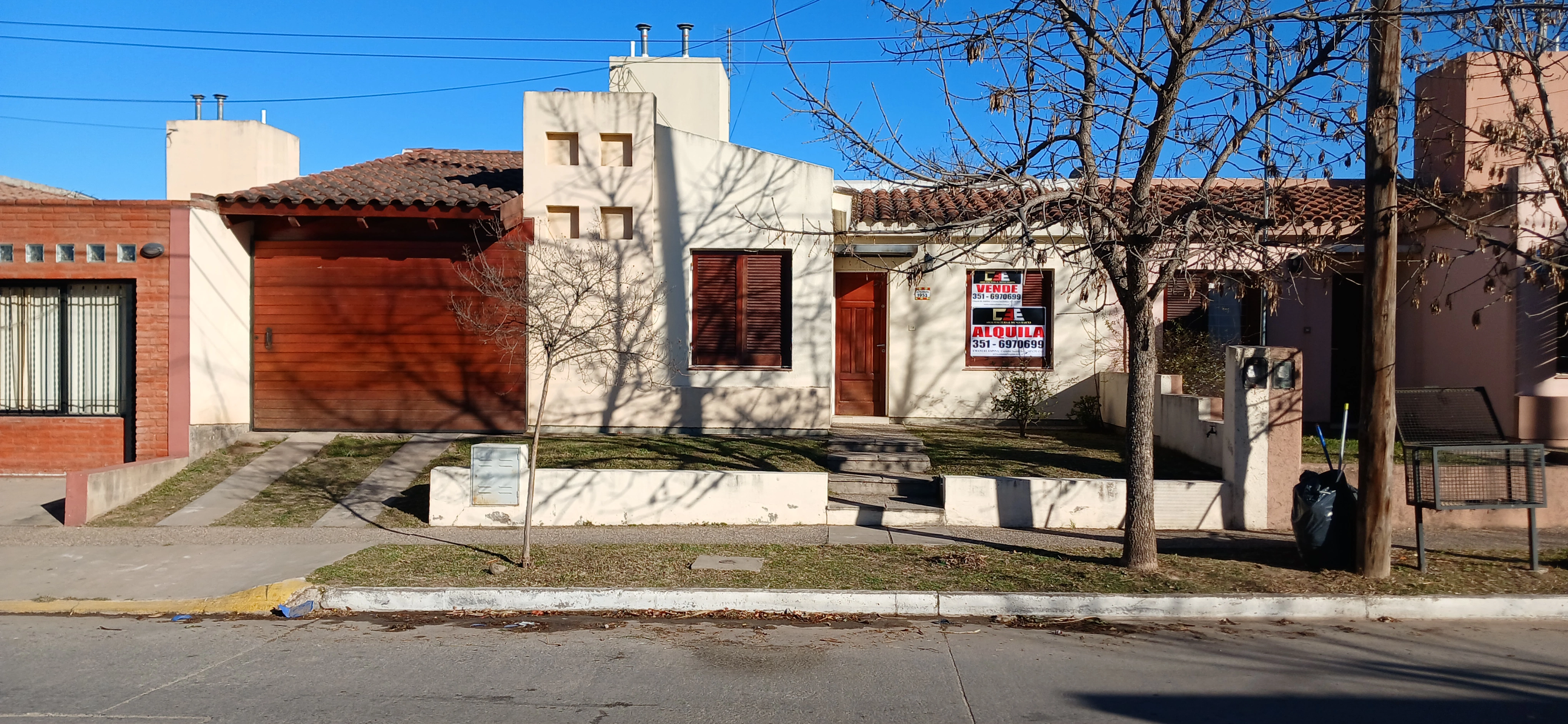 Alta Gracia portales del Sol. casa 2 dorm. liv/com, baño patio APTO BANCOR!!