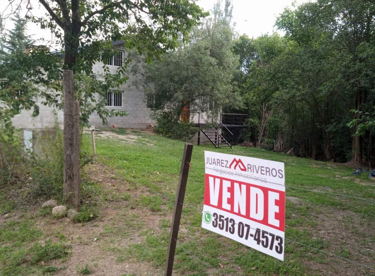 Casa en venta en Villa Cerro Azul, tres Dormitorios