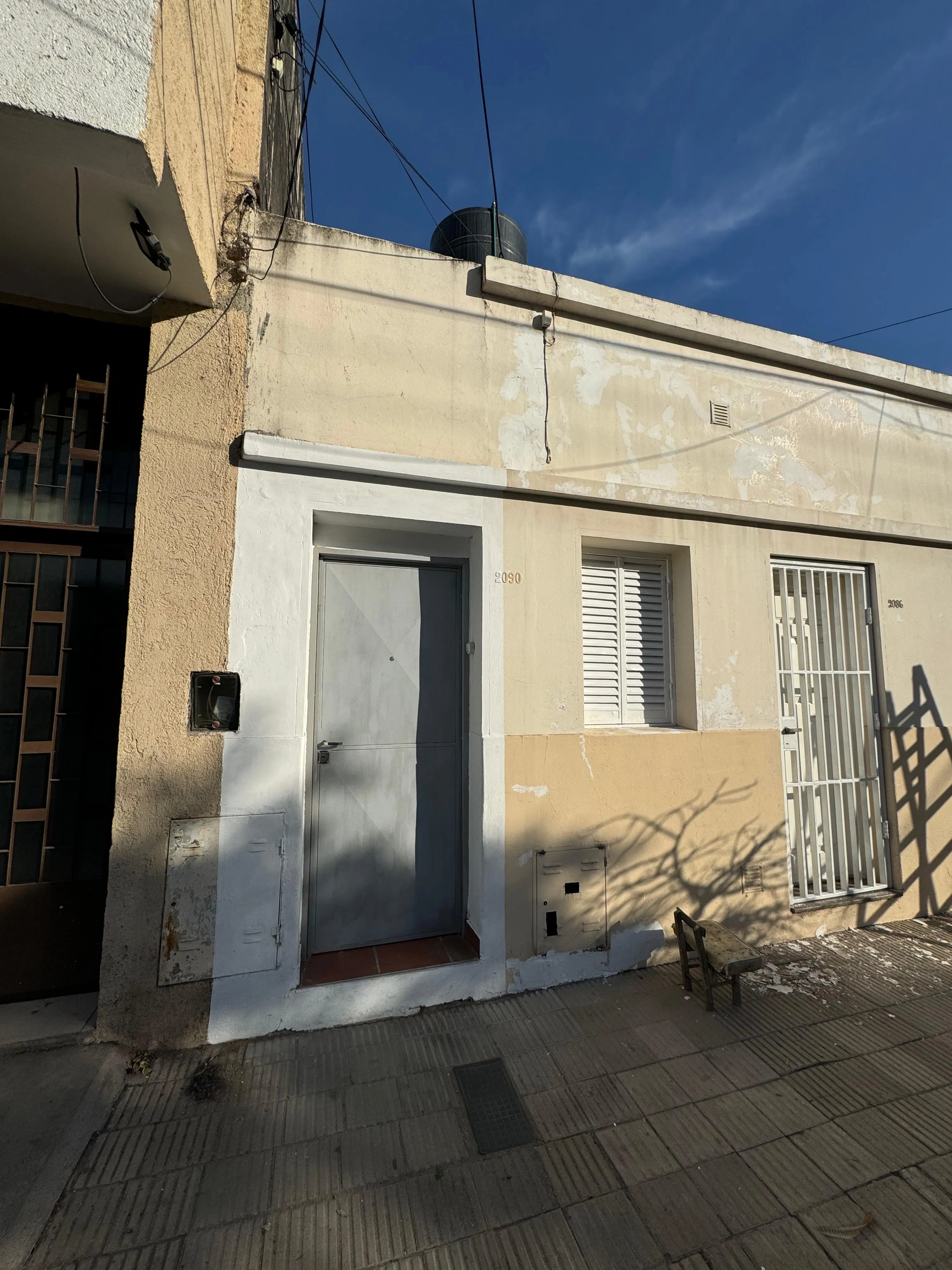 PH A LA VENTA A METROS DE AV. PATRIA IDEAL PARA RENTA