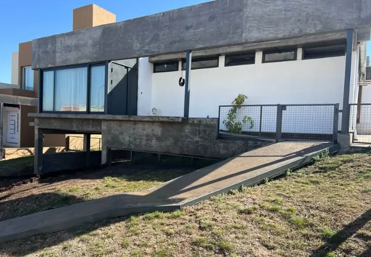 Casa en venta en Barrio privado las cañitas
