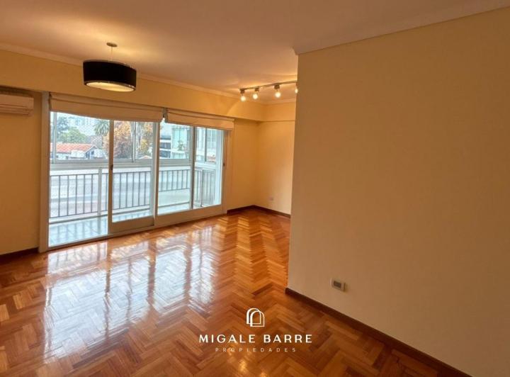 Departamento · 77m² · 4 Ambientes · 1 Cochera