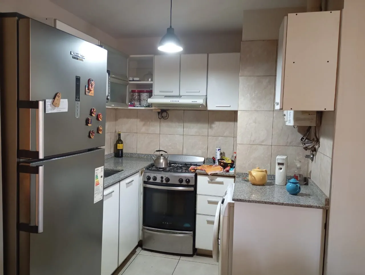 VENDO EXCELENTE DEPARTAMENTO DE DOS DORMITORIOS EN ZONA CENTRO.
