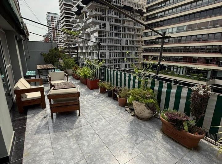 Departamento · 260m² · 6 Ambientes · 1 Cochera
