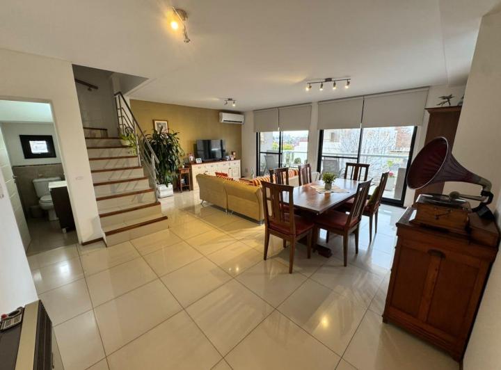 Departamento · 127m² · 5 Ambientes · 1 Cochera
