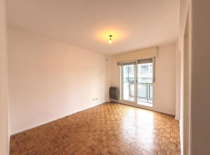 Departamento · 32m² · 2 Ambientes · 1 Cochera