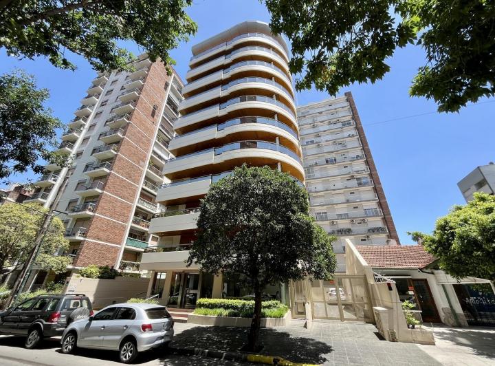 Departamento · 111m² · 4 Ambientes · 1 Cochera