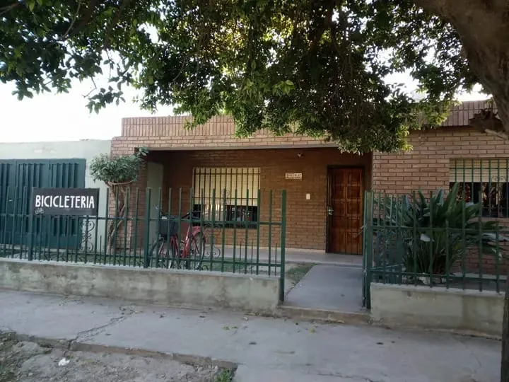 VENDO CASA B° LOS BOULEVARES