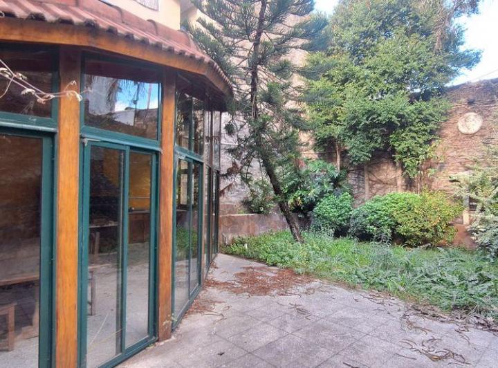 Departamento · 250m² · 8 Ambientes