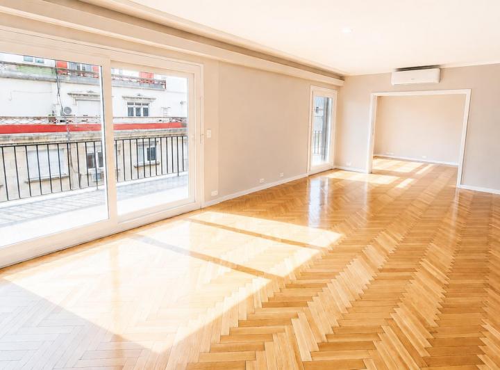 Departamento · 180m² · 5 Ambientes · 1 Cochera