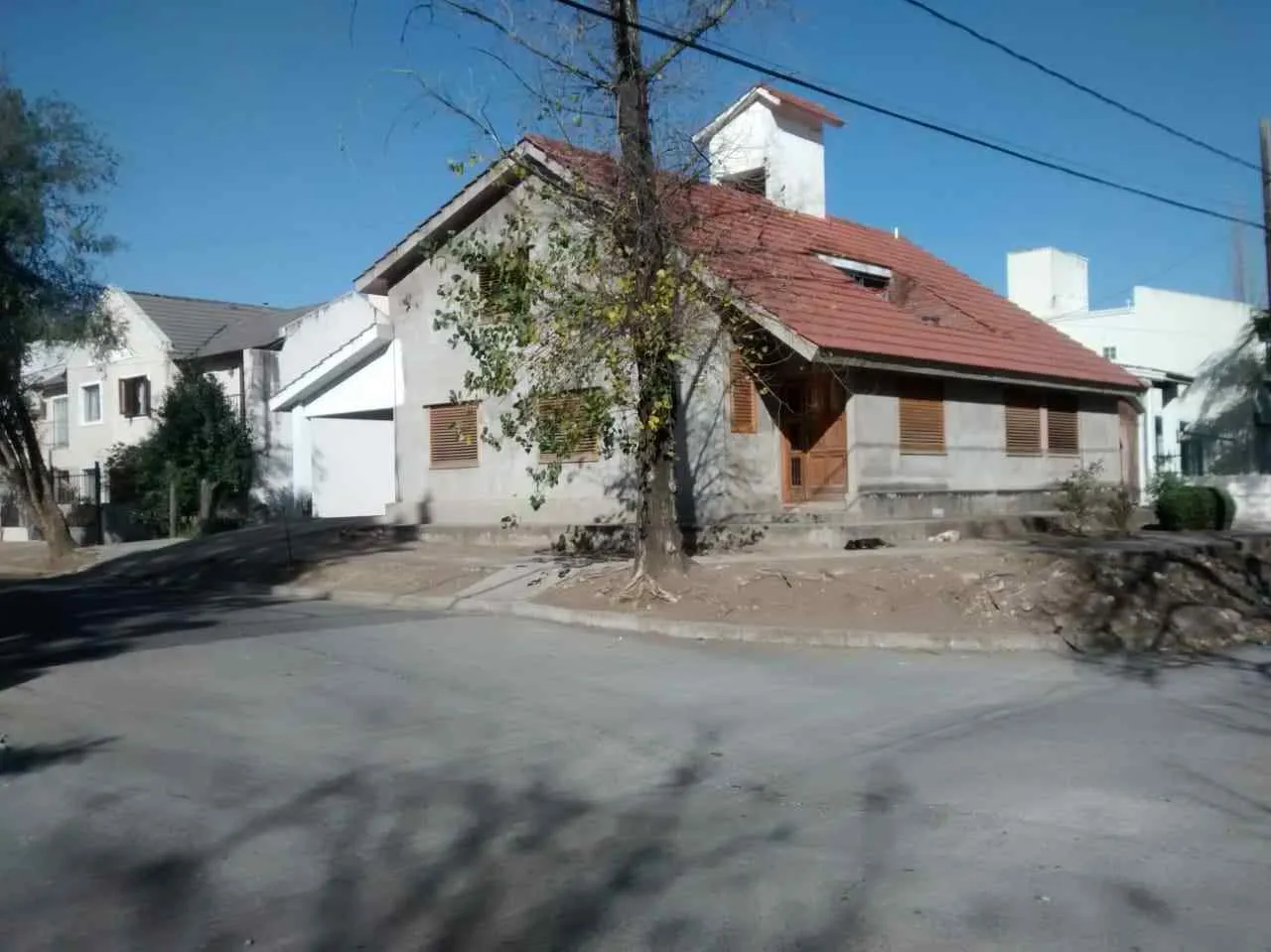 barrio villa belgrano dueño vende casa