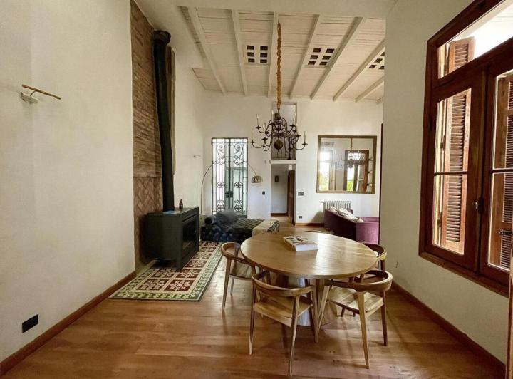 Casa · 248m² · 4 Ambientes · 1 Cochera