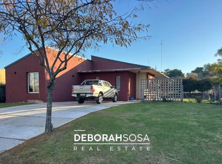 Casa · 170m² · 4 Ambientes · 3 Cocheras