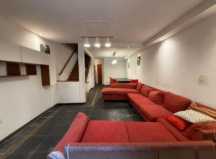 Casa · 117m² · 5 Ambientes · 1 Cochera