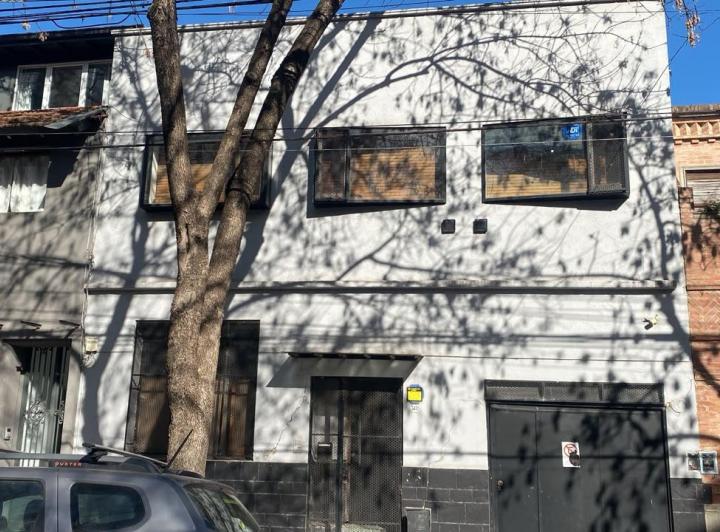 Casa · 180m² · 6 Ambientes