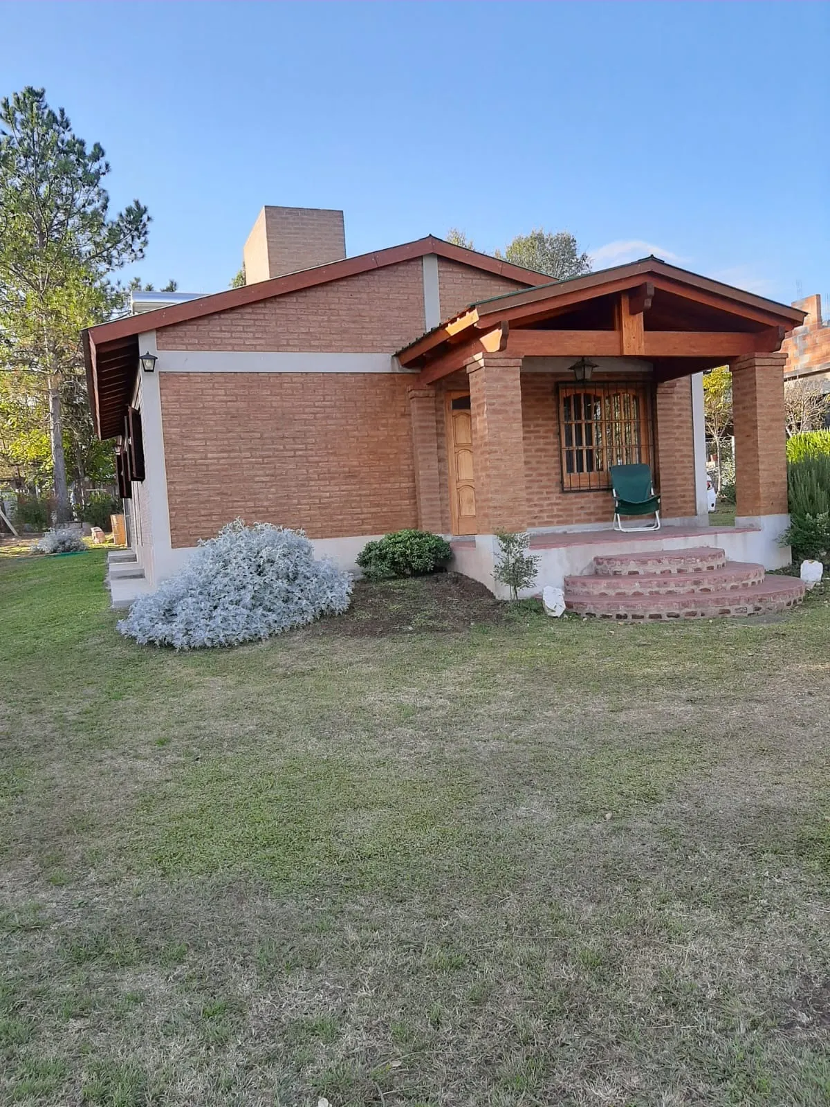 CASA EN VENTA EN COSQUIN, A METROS DE RUTA 38, B° EL CONDADO. CA209