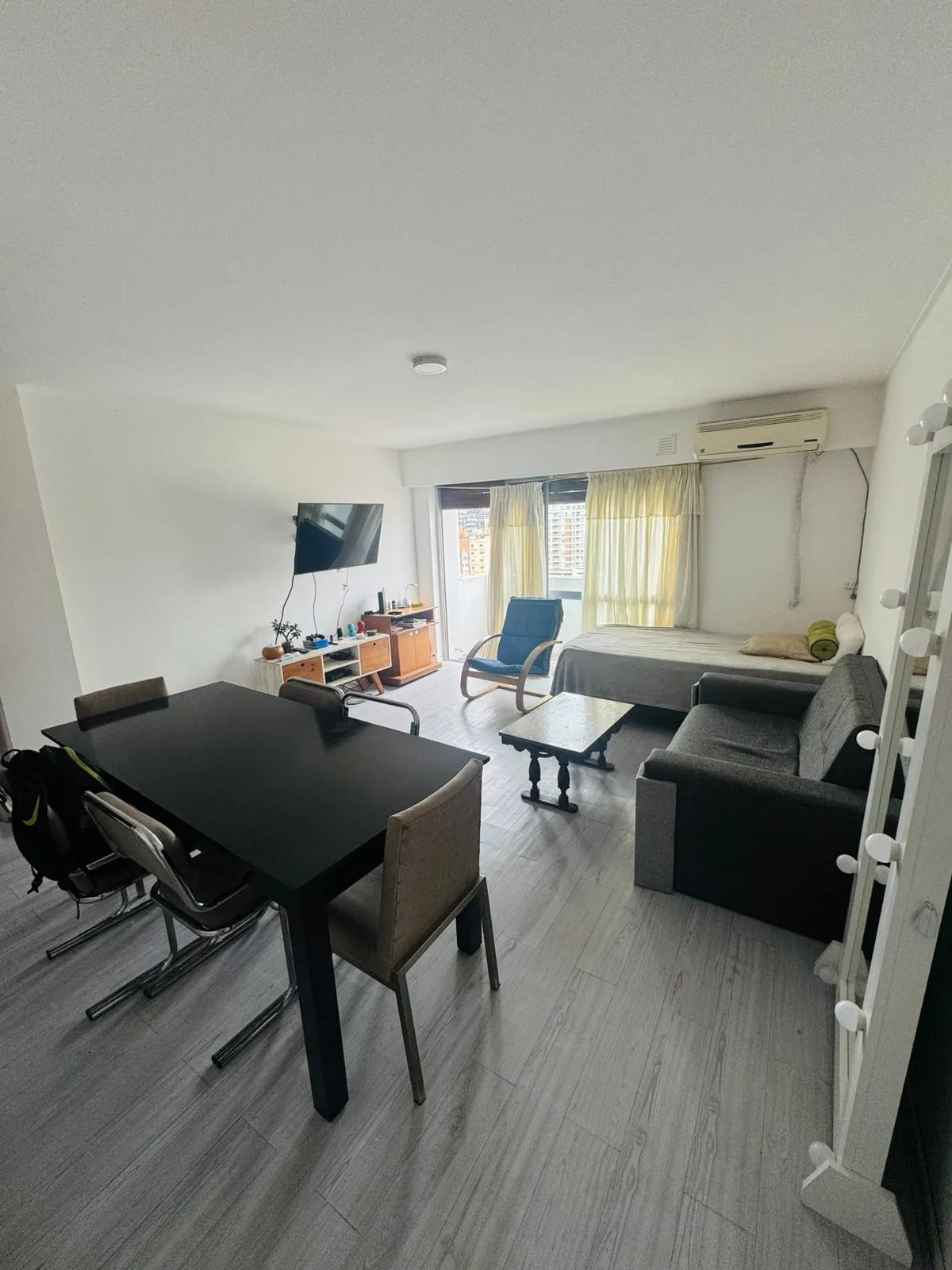 SE VENDE AMPLIO DPTO. 2 DORM. EN PLENO CENTRO DE CÓRDOBA