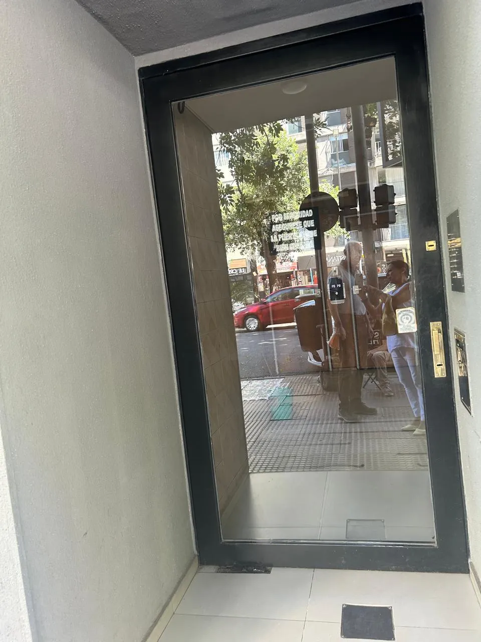 Vendo un dorm en manzana del Patio Olmos. Amoblado