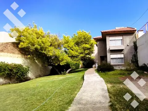 Casa en Alquiler en Neuquen, Confluencia