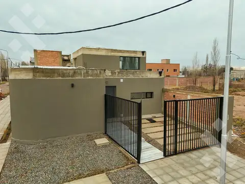 Casa en Venta en Neuquén, Confluencia
