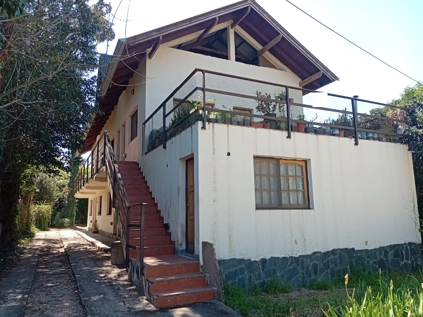 VENDO COMPLEJO 9 DEPARTAMENTOS-Va. GRAL. BELGRANO-CENTRO-LUZ AGUA GAS U$$ 350000