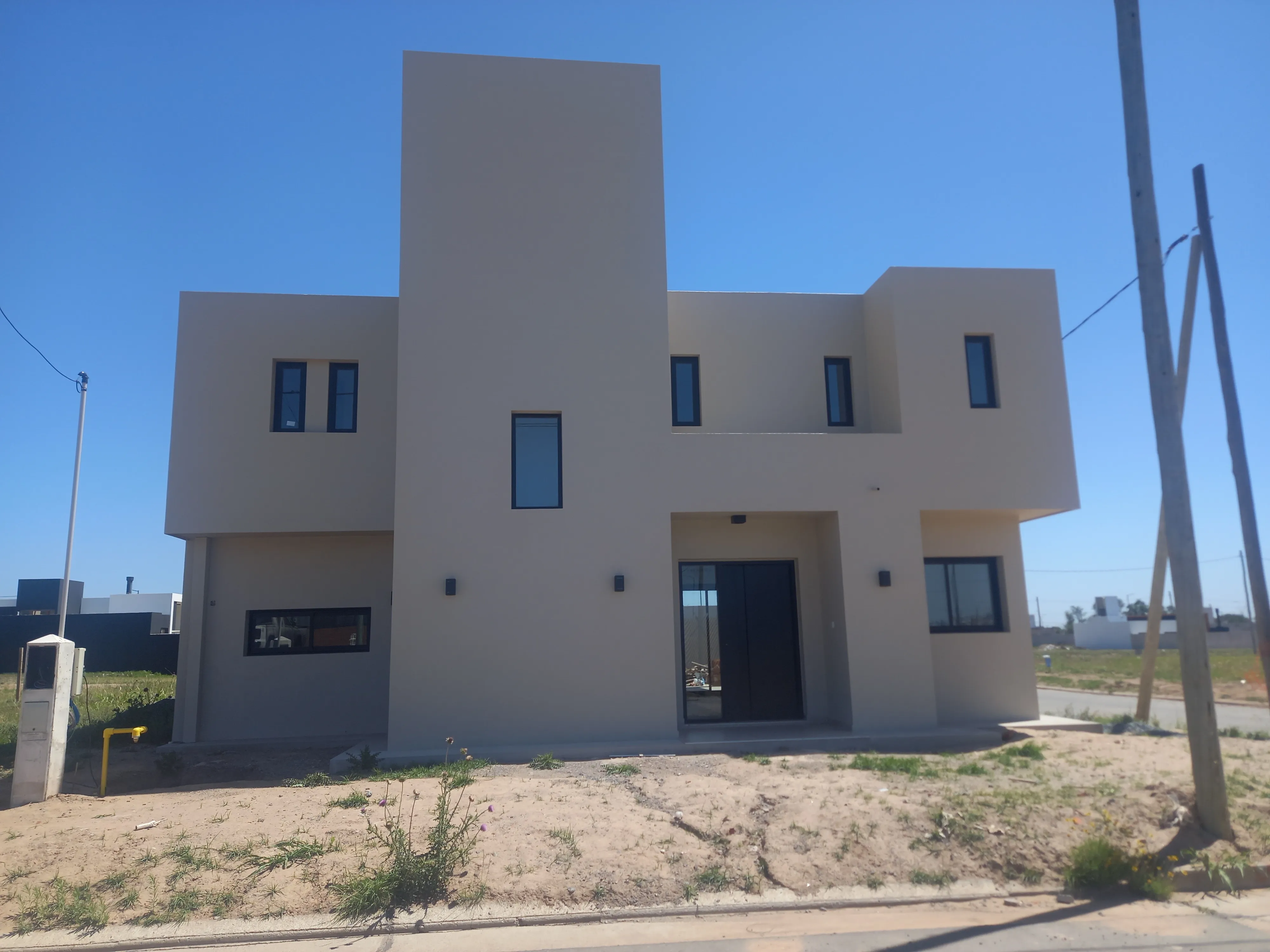*CASA BOMBA! ÚNICA EN CUESTAS DE MANANTIALES*