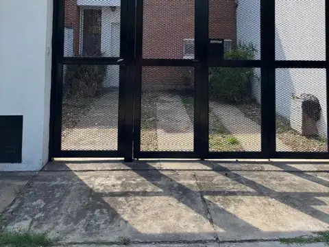 Casa en Alquiler en Fisherton, Rosario