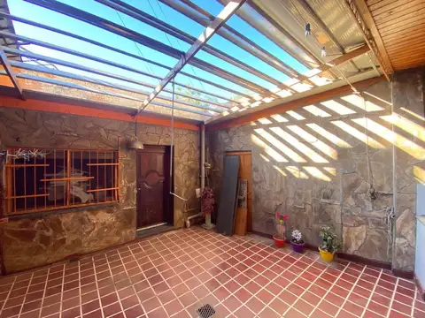 Casa en Venta en Republica De La Sexta, Rosario