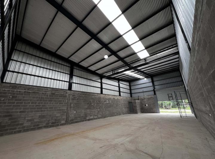 Bodega-Galpón · 400m²