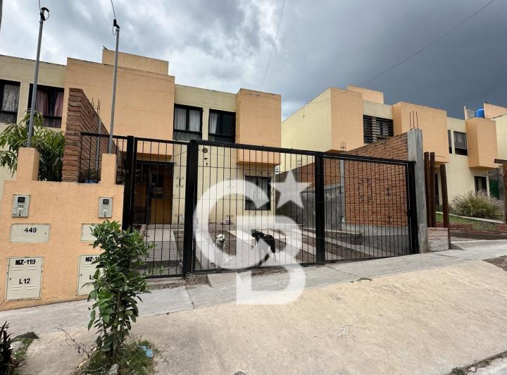 Casa · 130m² · 5 Ambientes · 1 Cochera