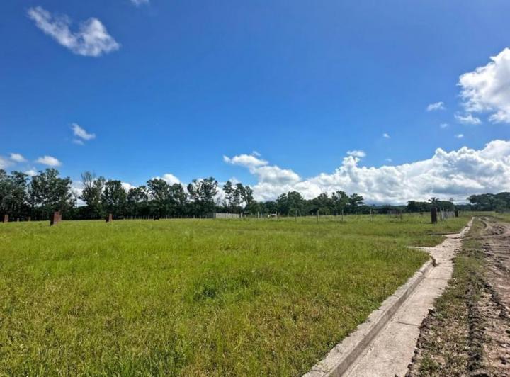 Terreno · 600m²
