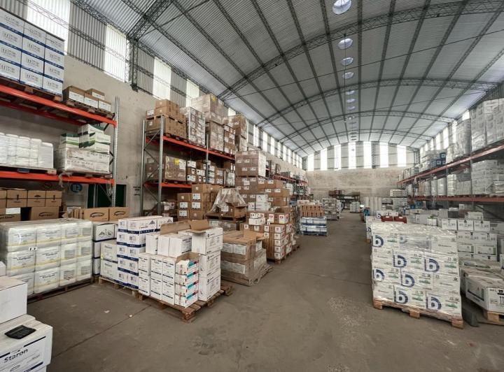 Bodega-Galpón · 930m²