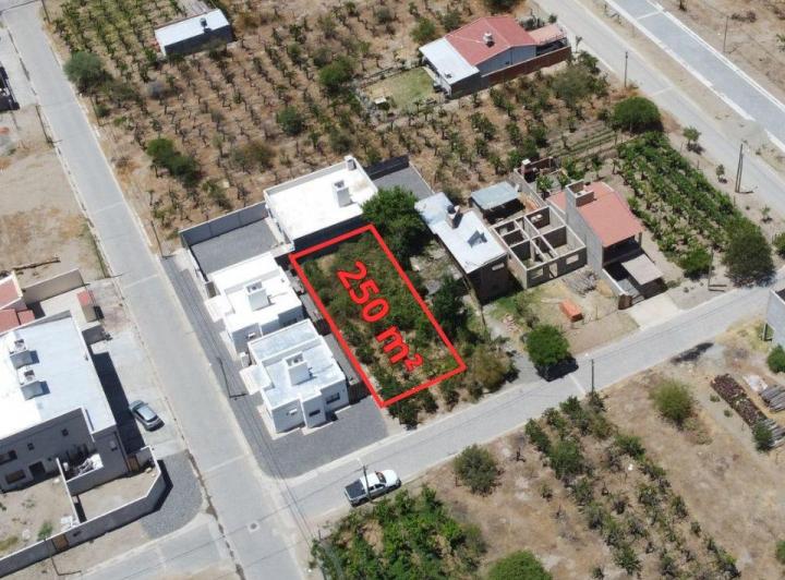Terreno · 250m²