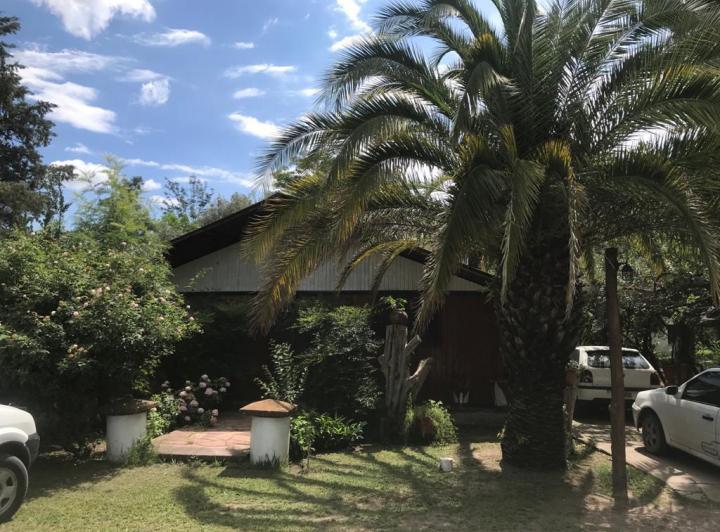 Casa · 460m² · 6 Ambientes · 2 Cocheras
