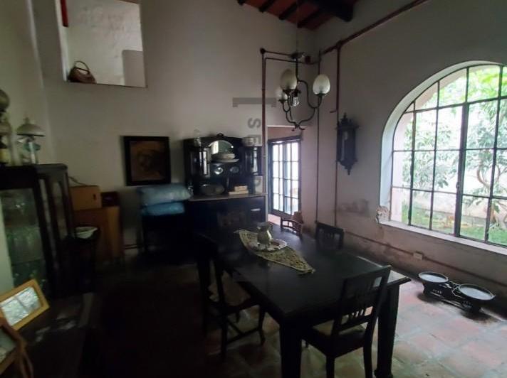 Casa · 225m² · 5 Ambientes