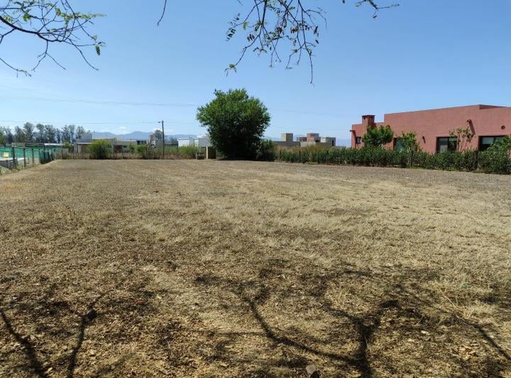 Terreno · 1240m²