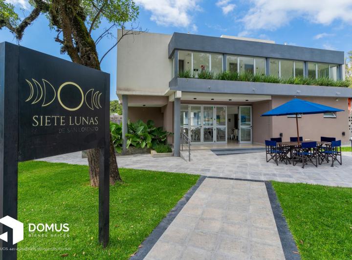 Casa · 393m² · 9 Dormitorios · 6 Cocheras