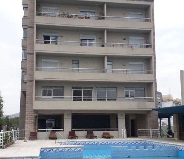 Departamento · 82m² · 4 Ambientes · 1 Cochera