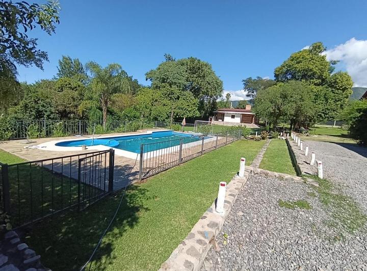 Hotel · 540m² · 17 Ambientes · 5 Cocheras