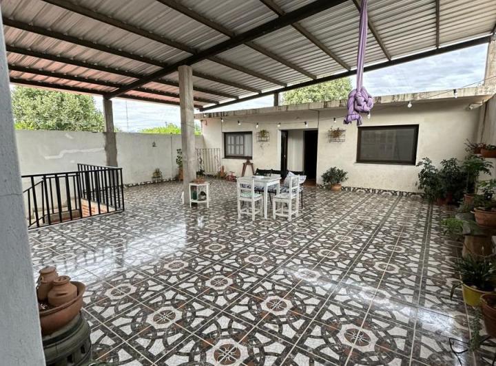 Casa · 171m² · 15 Ambientes · 1 Cochera