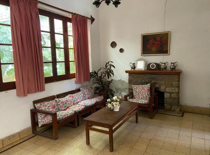 Casa · 200m² · 8 Ambientes