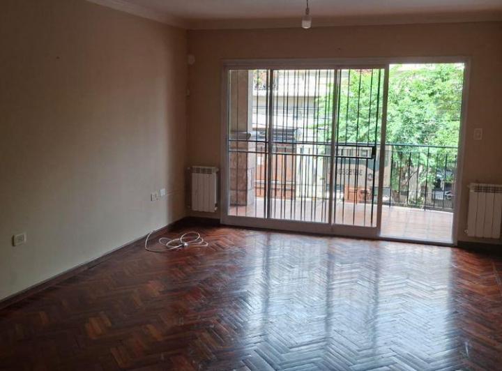 Departamento · 80m² · 3 Ambientes · 1 Cochera