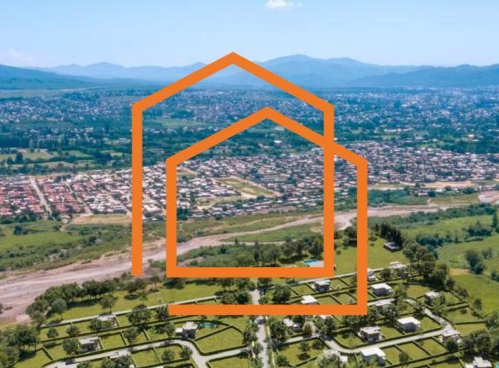 Terreno · 600m²