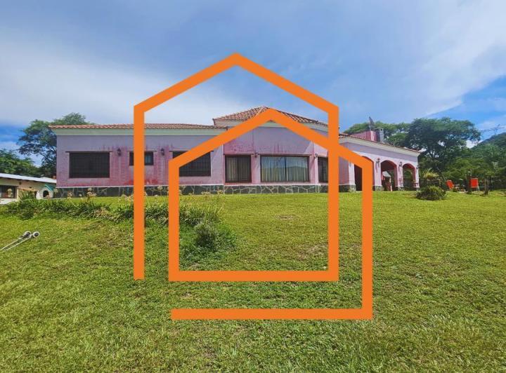 Casa · 350ha · 9 Ambientes