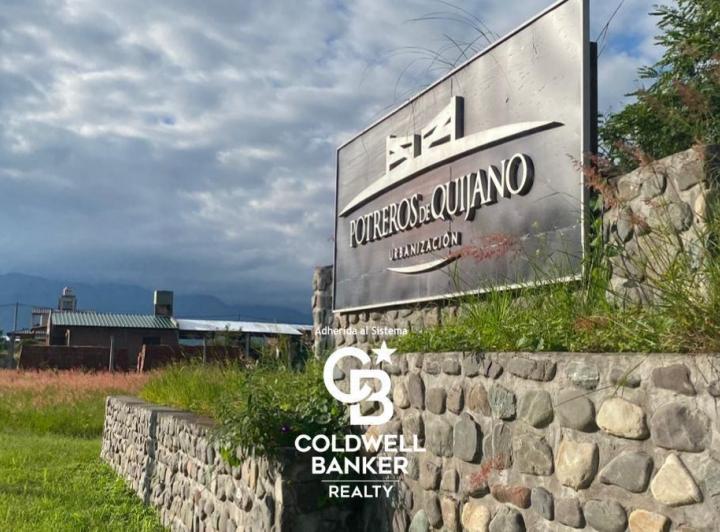 Terreno · 700m²