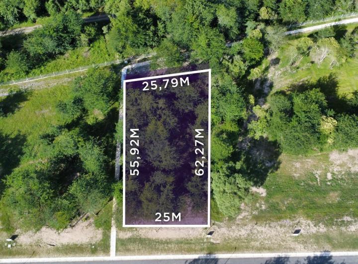 Terreno · 1447m²