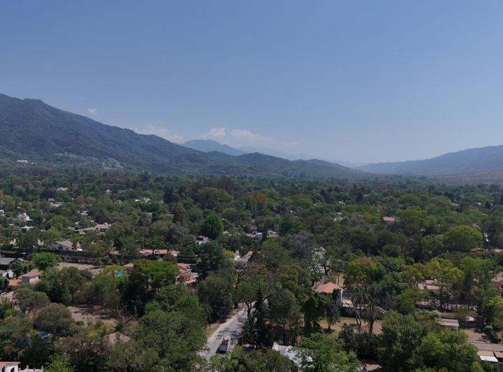 Terreno · 1304m²
